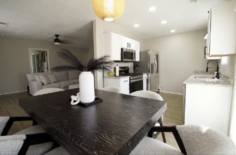 7408 Rainmaker Rd Sw - Photo 4 of 12