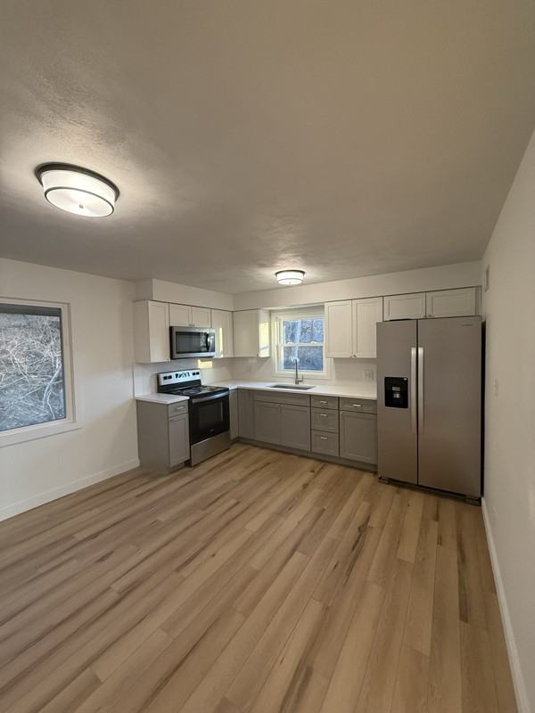 730 E Shore Dr #5 - Photo 2 of 11