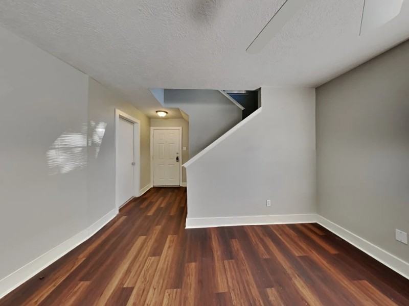 19115 Spruce Bough Ln - Photo 4 of 13