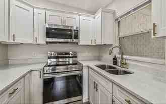 1914 E Crenshaw St - Photo 1 of 1