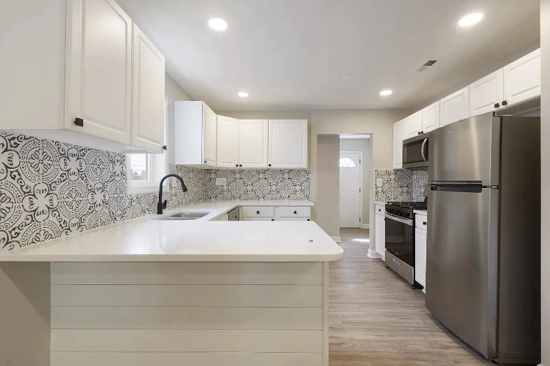 1811 Cherry St - Photo 5 of 11