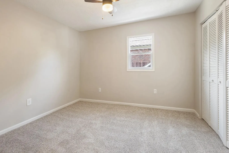 1811 Cherry St - Photo 7 of 11