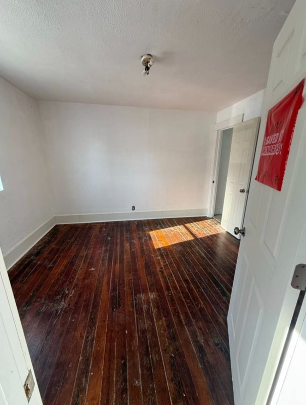 928 W Waggoner St - Photo 6 of 8