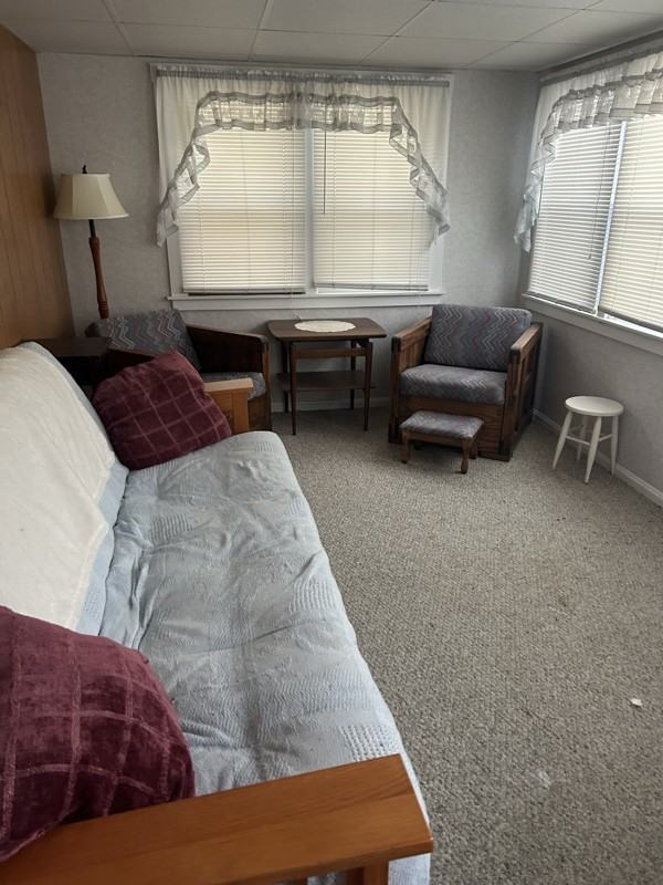 12191 Mantor St - Photo 2 of 18