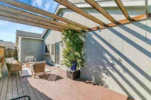 1344 Cabrillo Ave - Photo 5 of 20