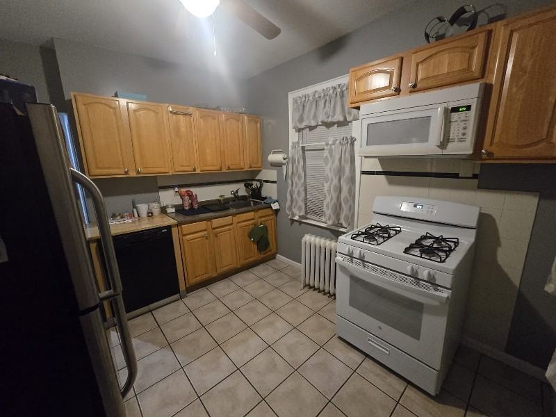 237 1st Ave #2L - Photo 2 of 16