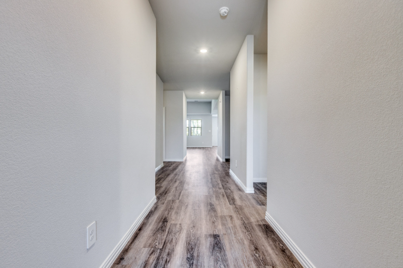 4005 Turpin Dr - Photo 4 of 18