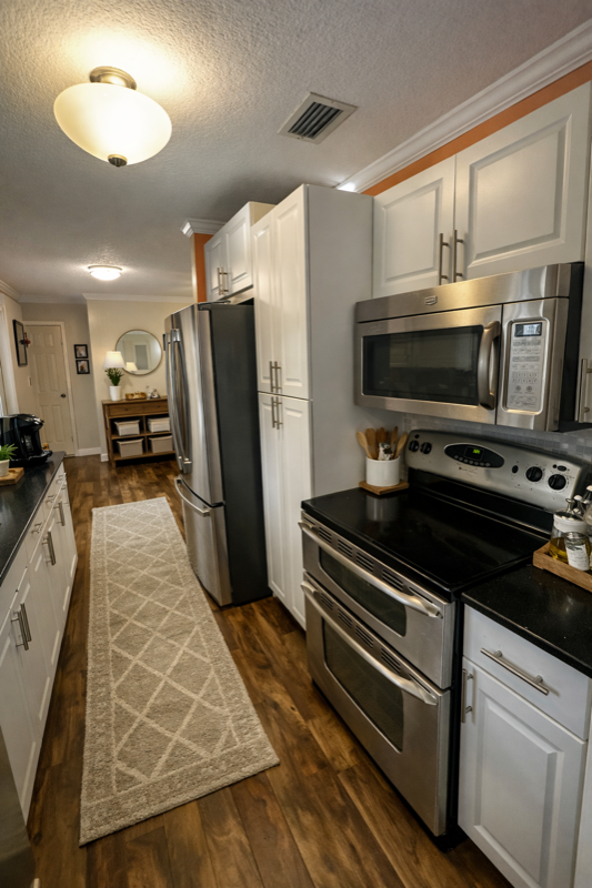 10845 Del Prado Dr E - Photo 6 of 10