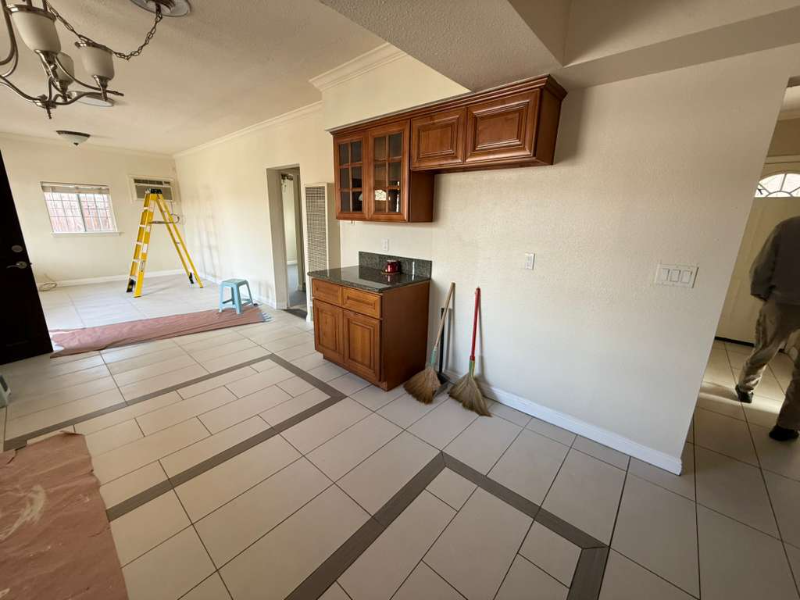 224 Gladys Ave - Photo 6 of 11