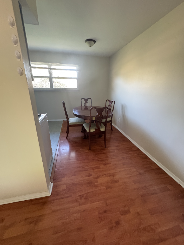 803 W Northmoor Rd #801 - Photo 3 of 17