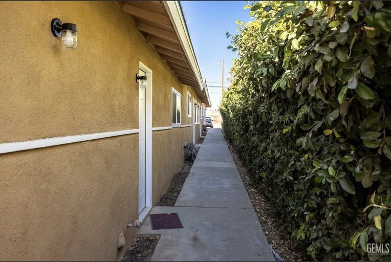 924 Day Ave #B - Photo 5 of 6