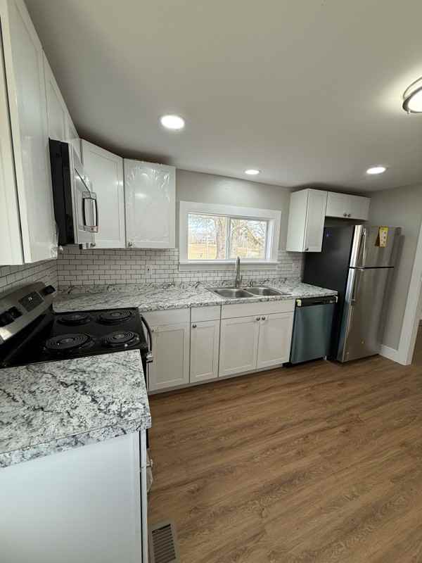 8424 Romine Rd - Photo 2 of 8