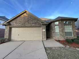 7411 Maple Run Dr - Photo 1 of 1