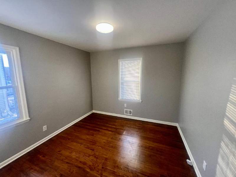 5811 Monrovia St - Photo 5 of 7