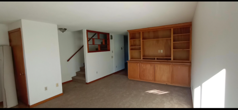 55 Worthen St #LEFT - Photo 3 of 5