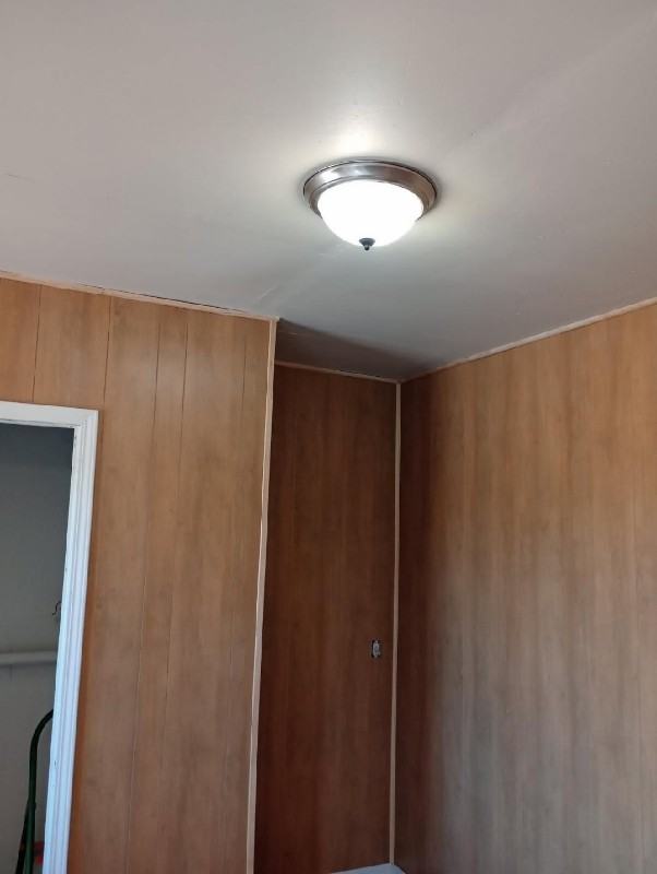 326 E Murphy St - Photo 5 of 5