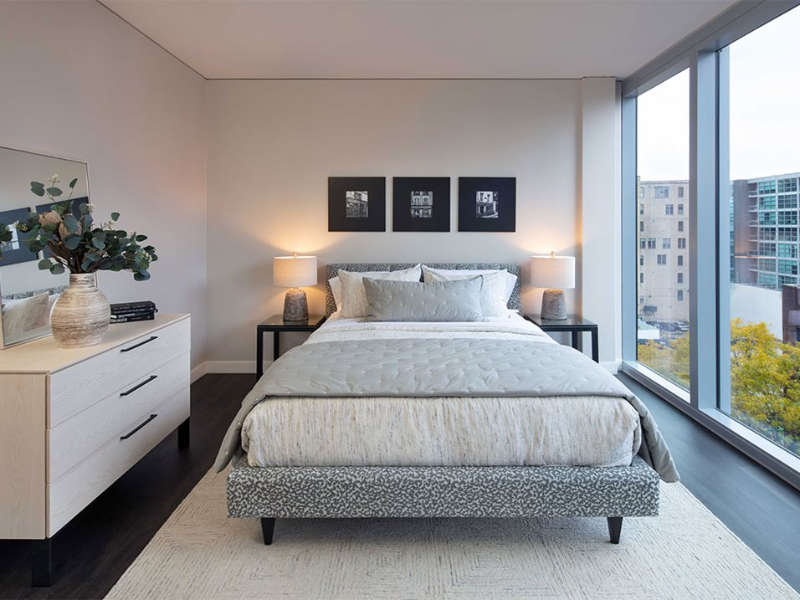 224 S Peoria St - Photo 4 of 16