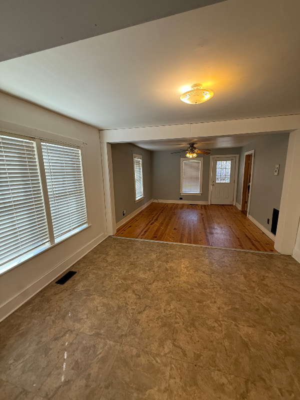 47 Cayce St - Photo 3 of 13