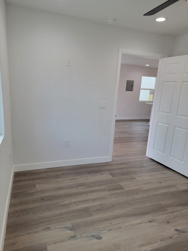 W 83rd St #613-1-2 - Photo 7 of 11