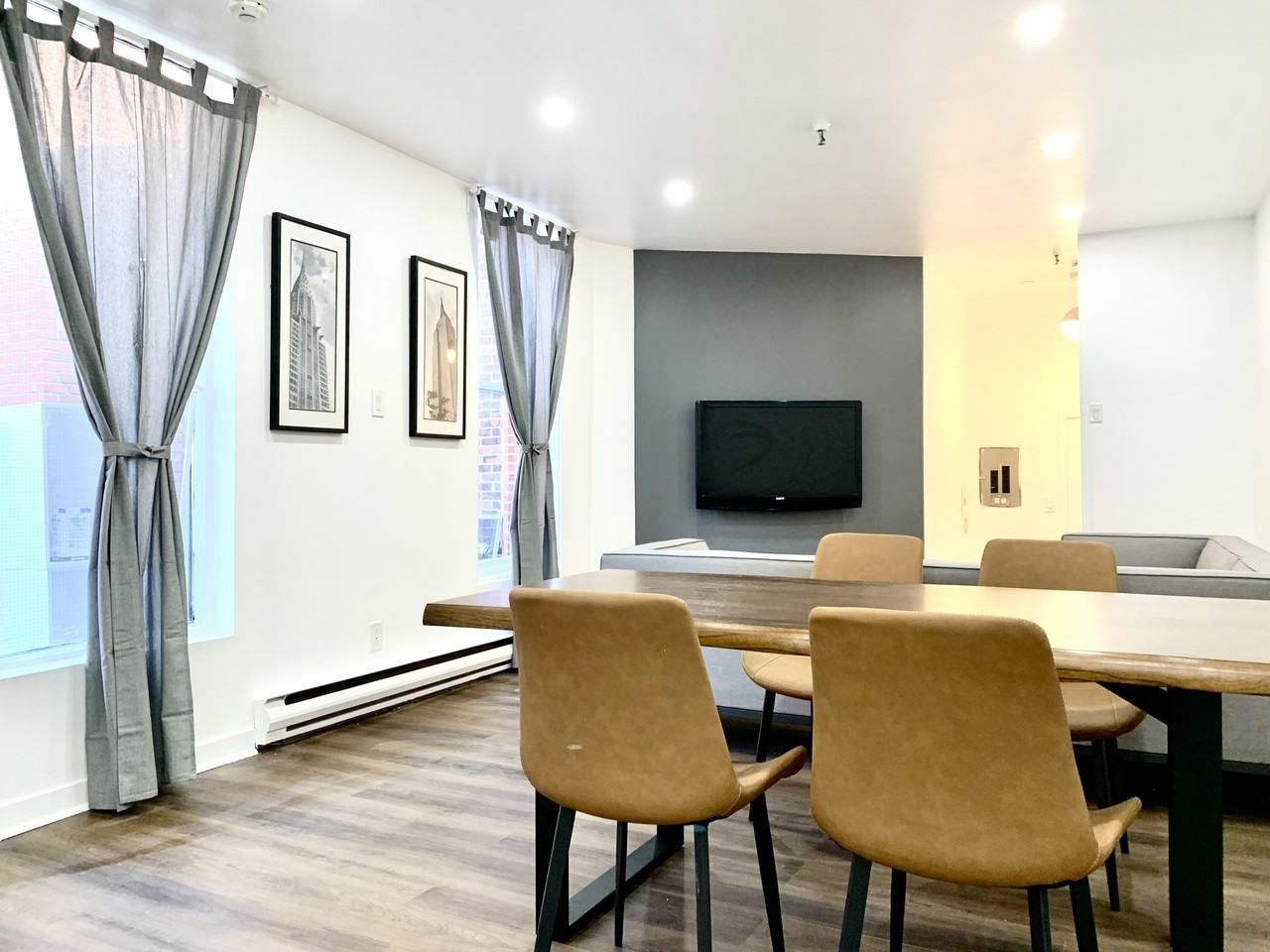 3919 Rue Saint-Denis - Photo 2 of 7