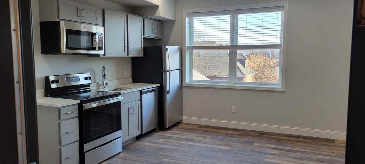 The Debora - Photo 2 of 24