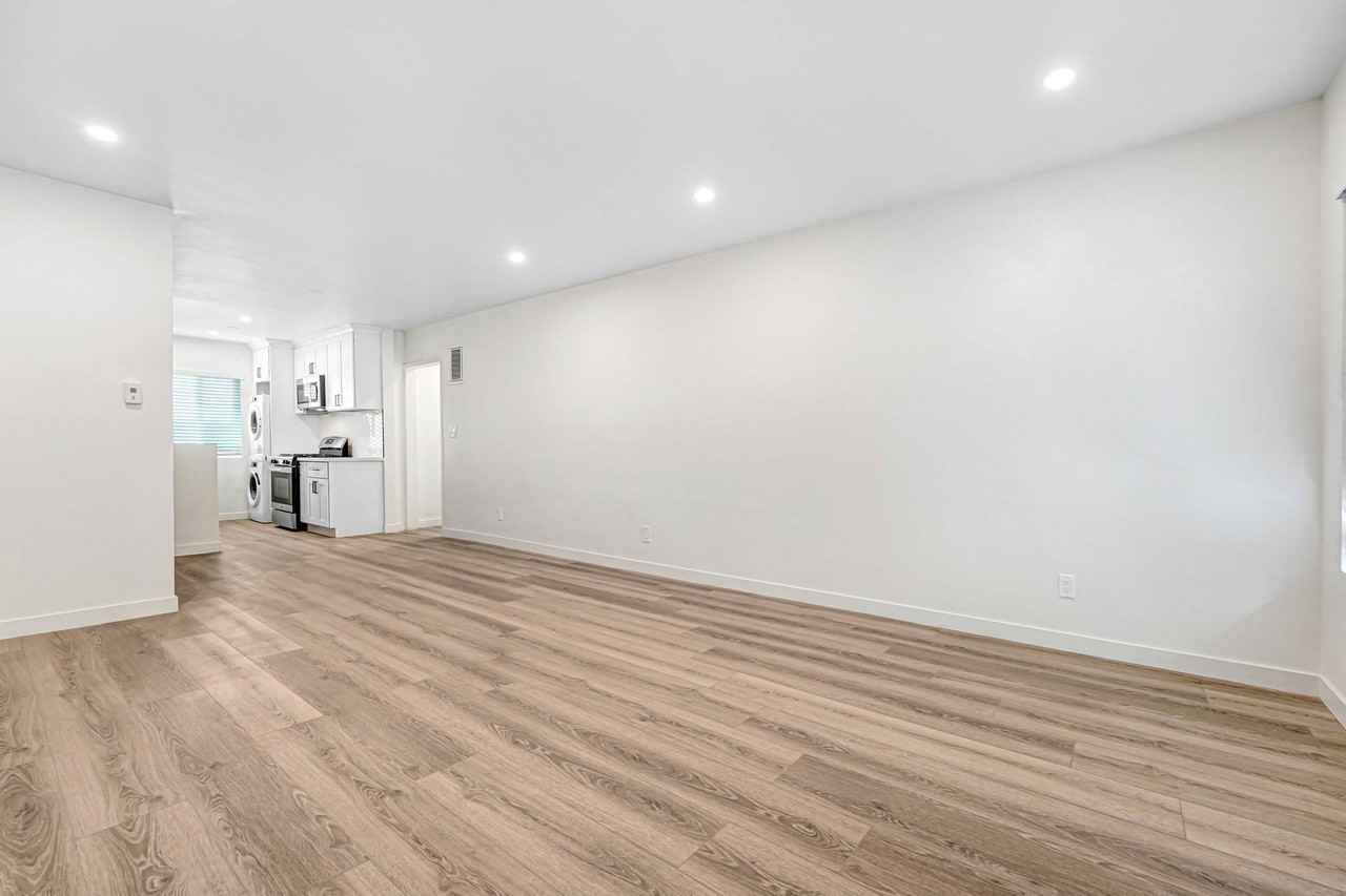 3666 Cardiff - Photo 2 of 29