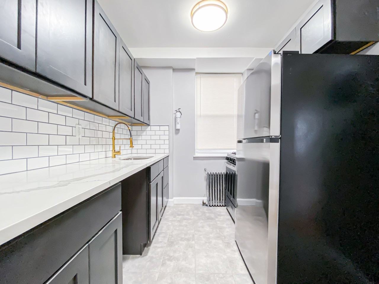 836 Jersey Ave - Photo 2 of 7