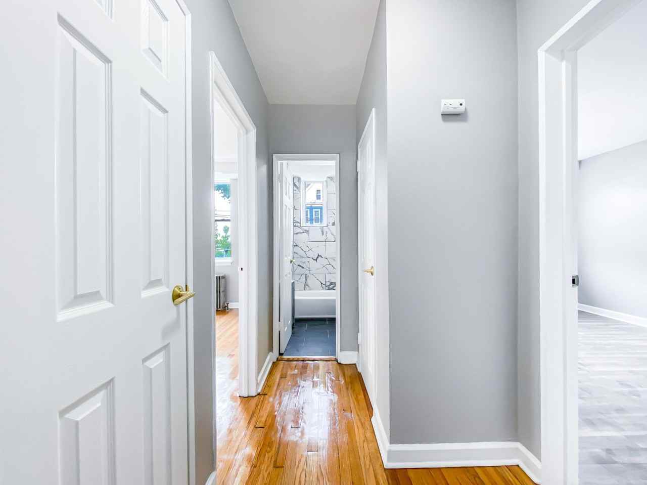 836 Jersey Ave - Photo 4 of 7