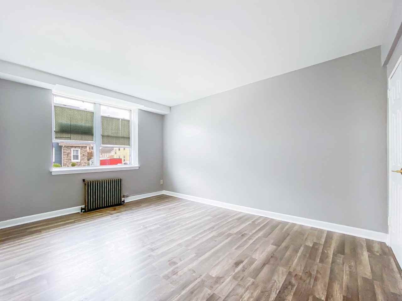 836 Jersey Ave - Photo 5 of 7