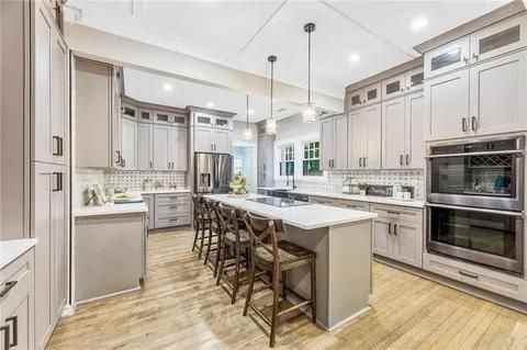 1074 Oakdale Rd Ne - Photo 6 of 6