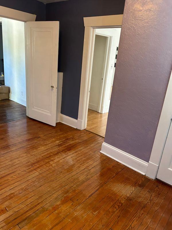 1009 E Leicester Ave - Photo 6 of 15