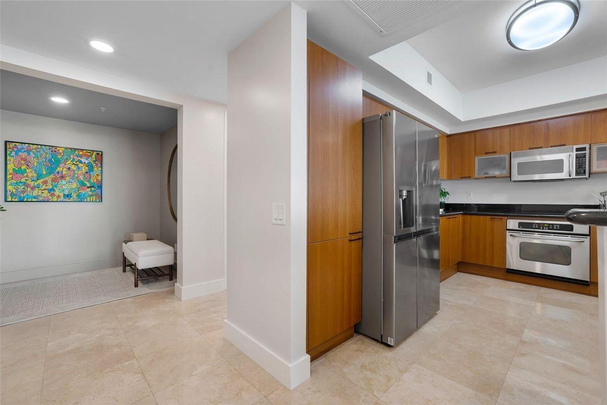 14951 Royal Oaks Ln ##901 - Photo 6 of 15