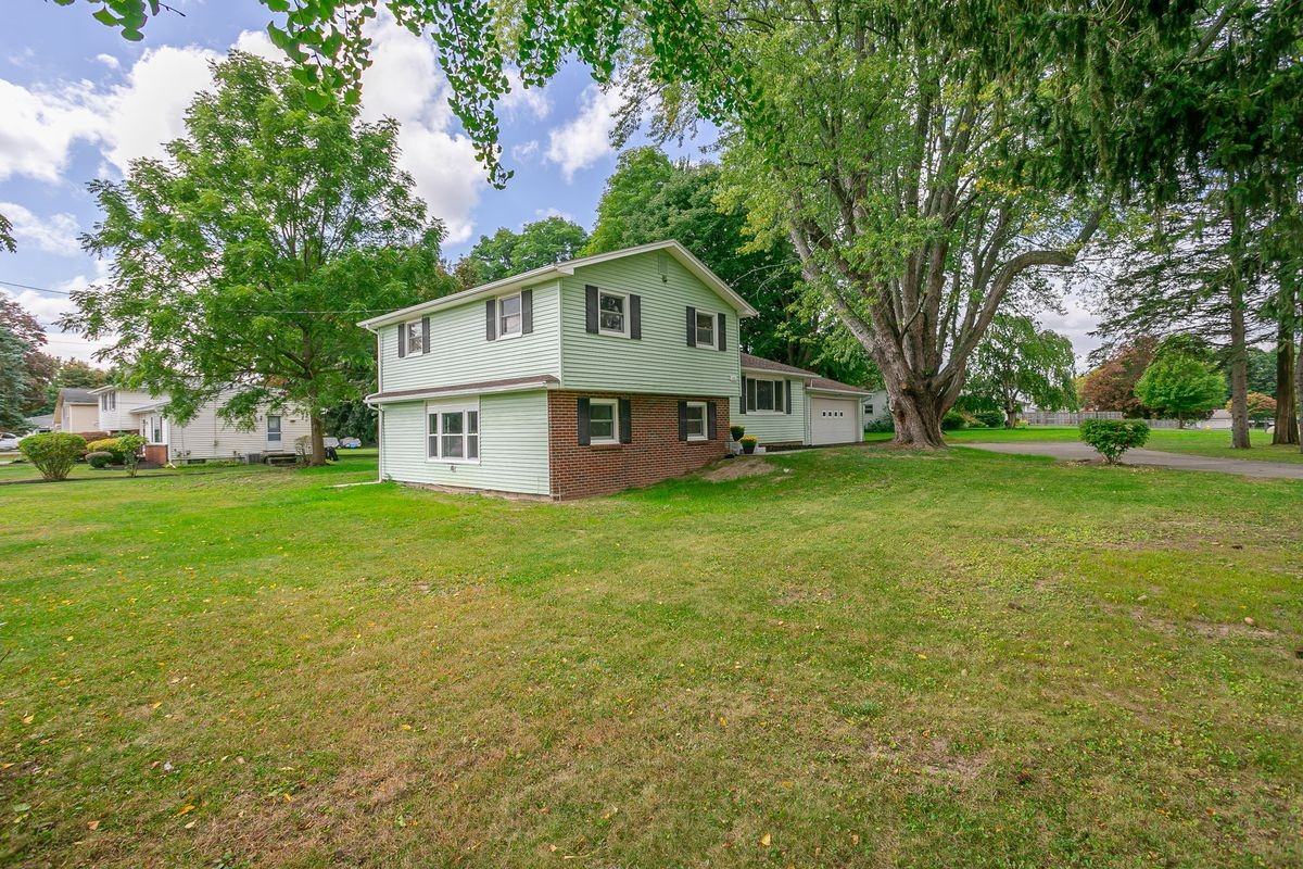 2 Cliff View Dr - Photo 4 of 21