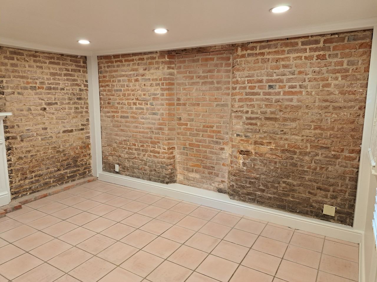 617 Dauphine Street #9 - Photo 7 of 27