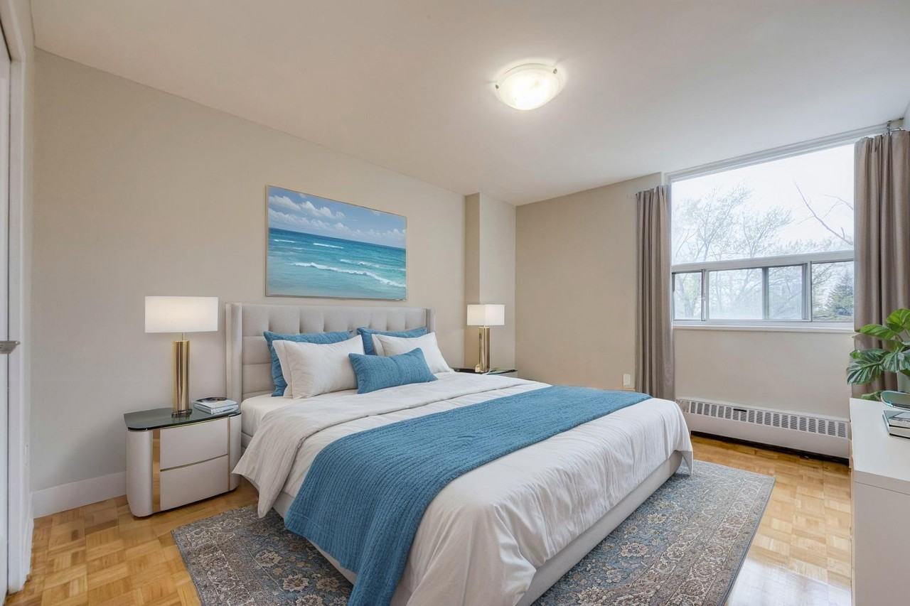 Royale Towers - Photo 5 of 17