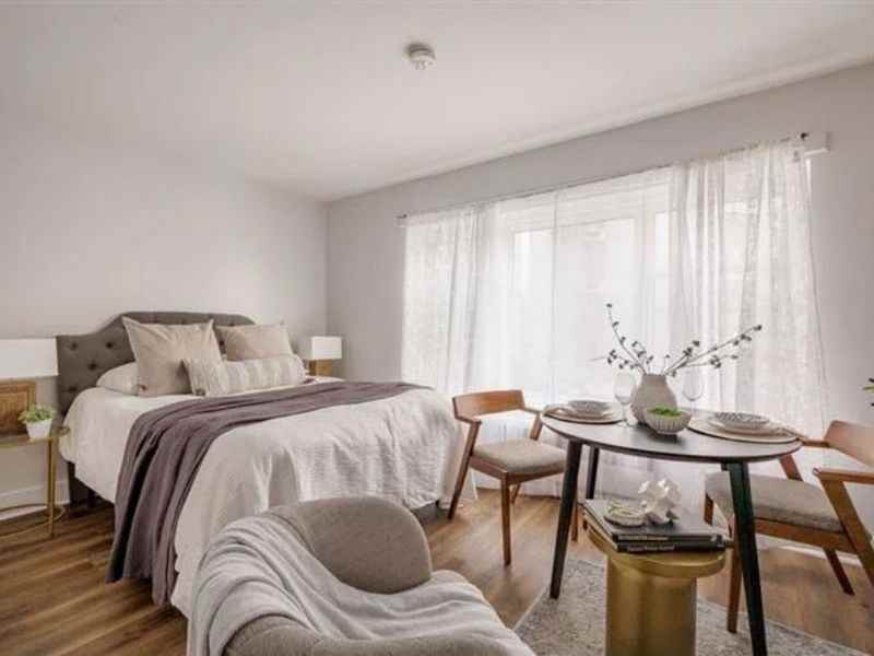 50 Selkirk Street - Photo 2 of 8