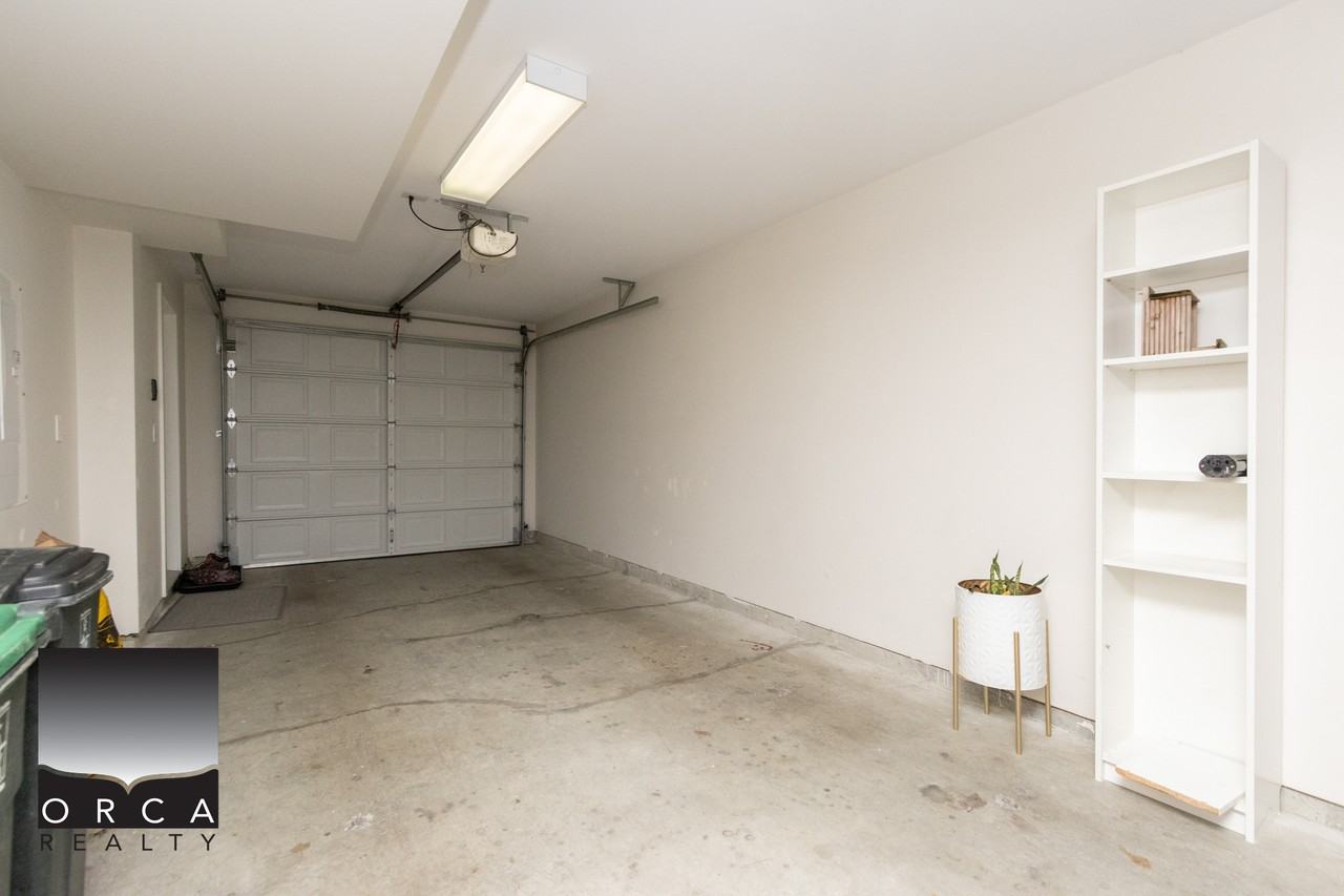 19451 Sutton Ave - Photo 2 of 50