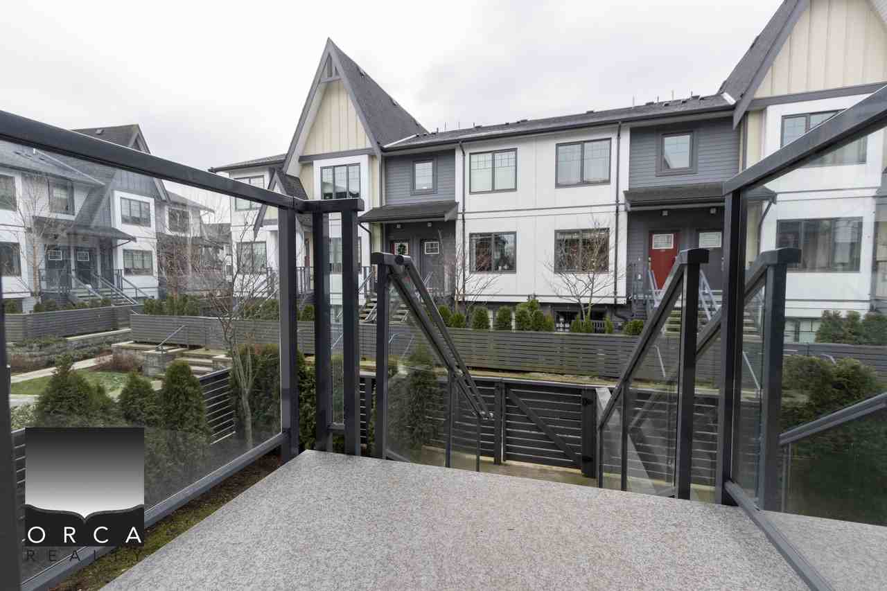 19451 Sutton Ave - Photo 3 of 50