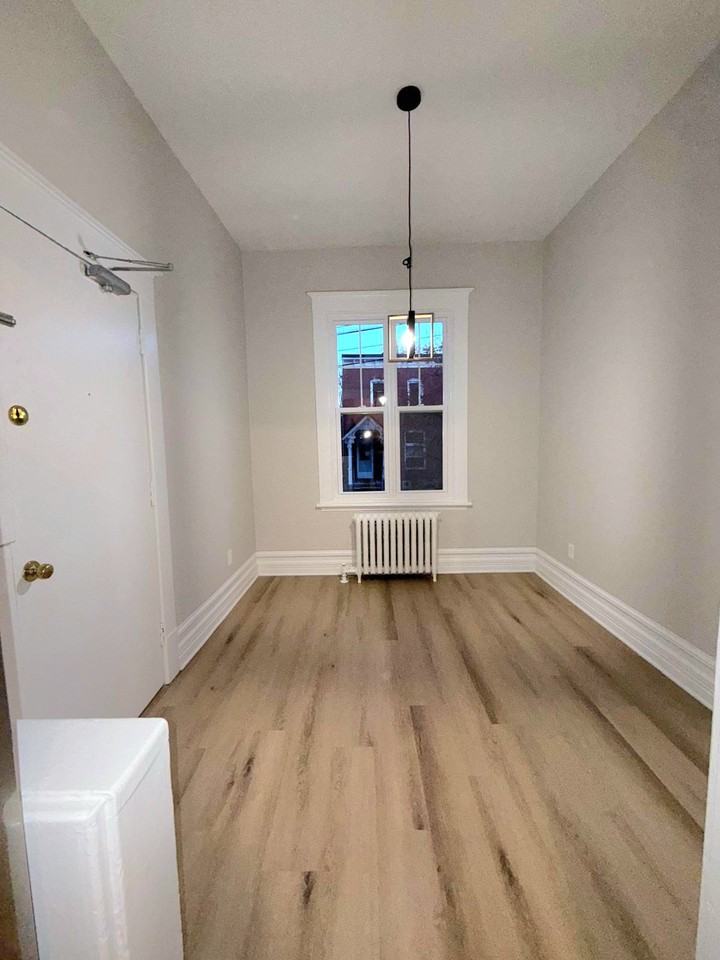 453 Lewis Street - Photo 2 of 10