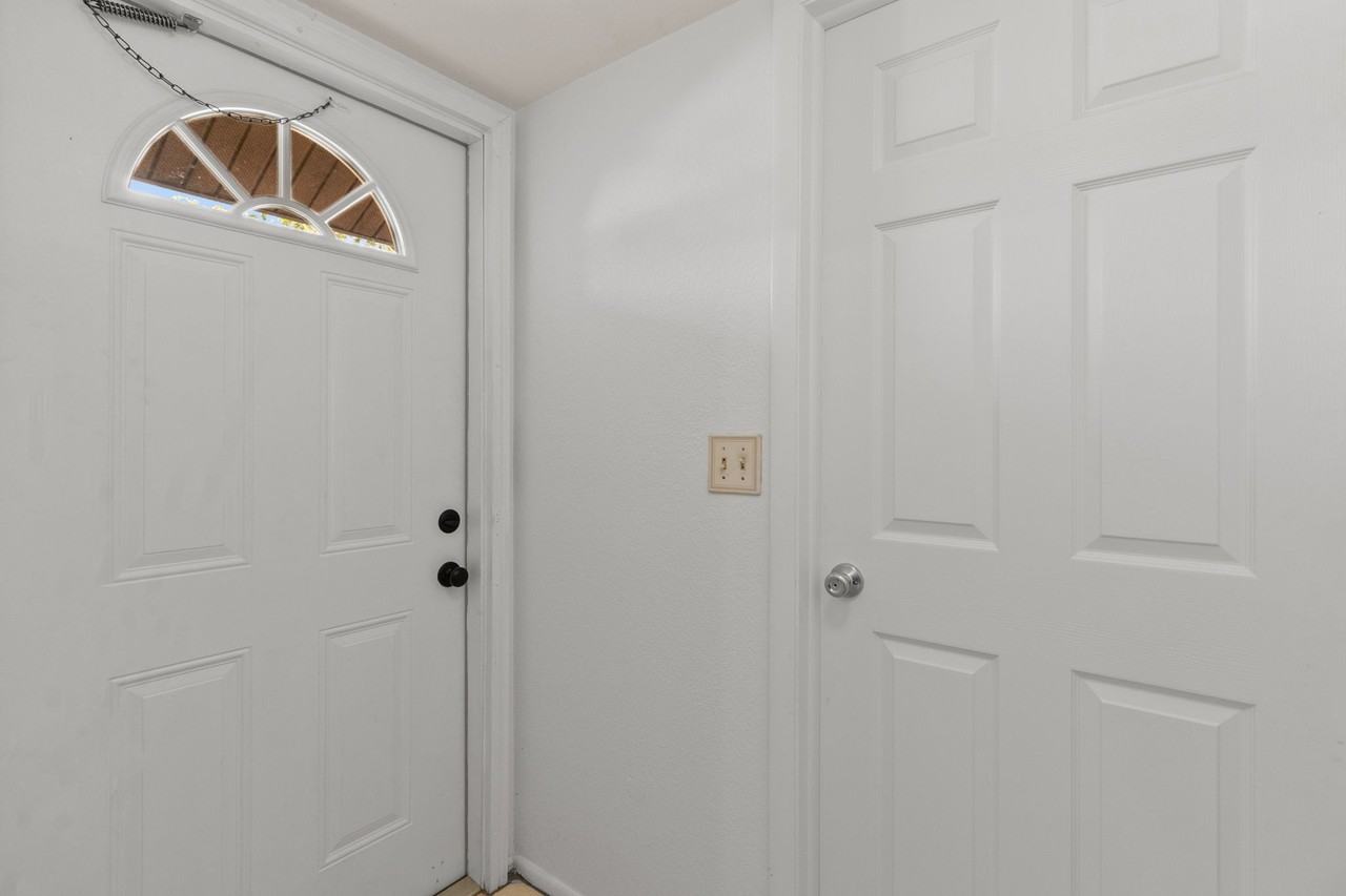 5628 Linksman Pl #1 - Photo 3 of 33