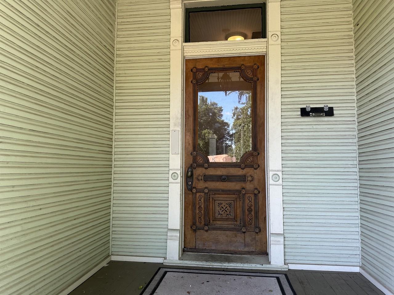 915 E 5th St #A - Photo 4 of 21