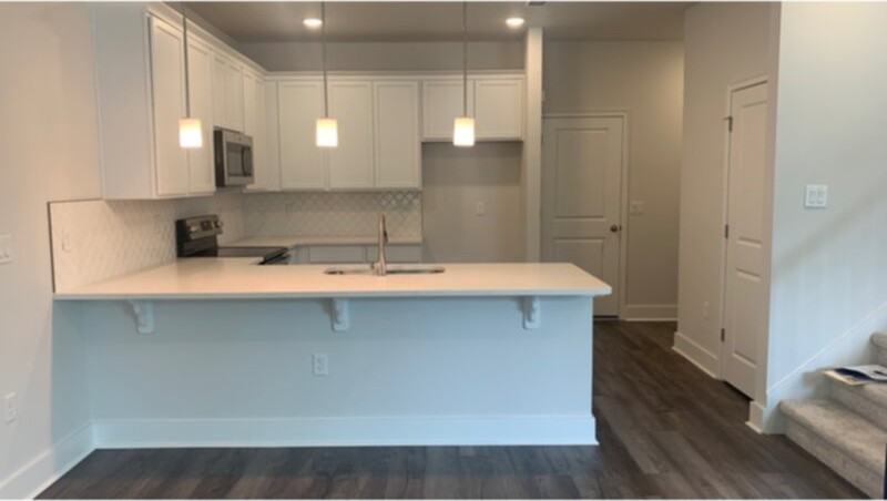 6907 Five Oaks Dr - Photo 2 of 7