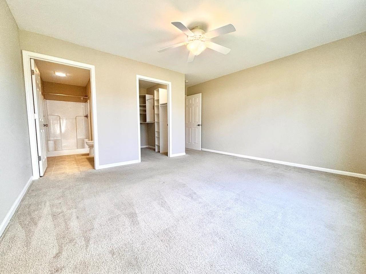 100 Gethings Cir #302 - Photo 4 of 8