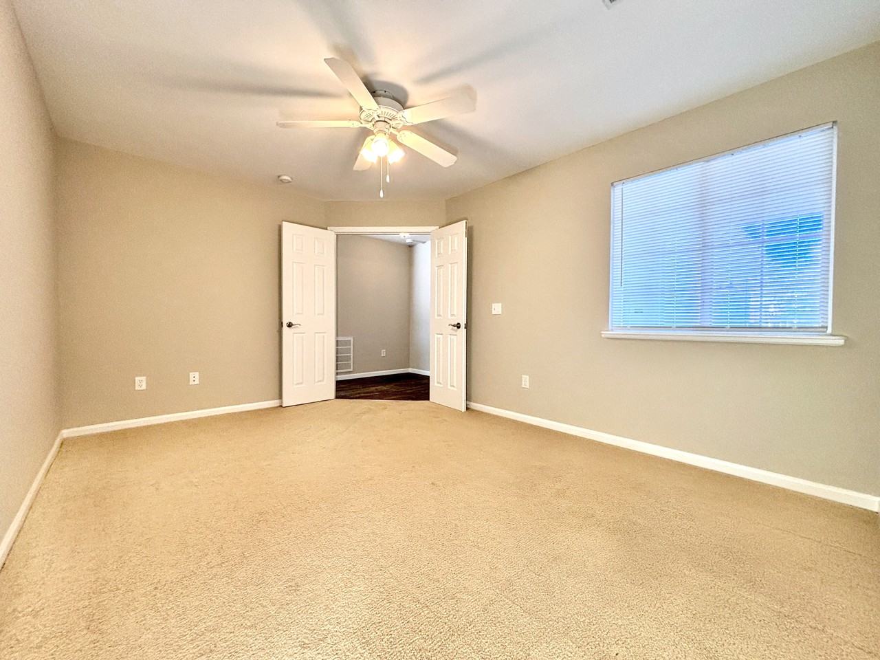 100 Gethings Cir #302 - Photo 6 of 8