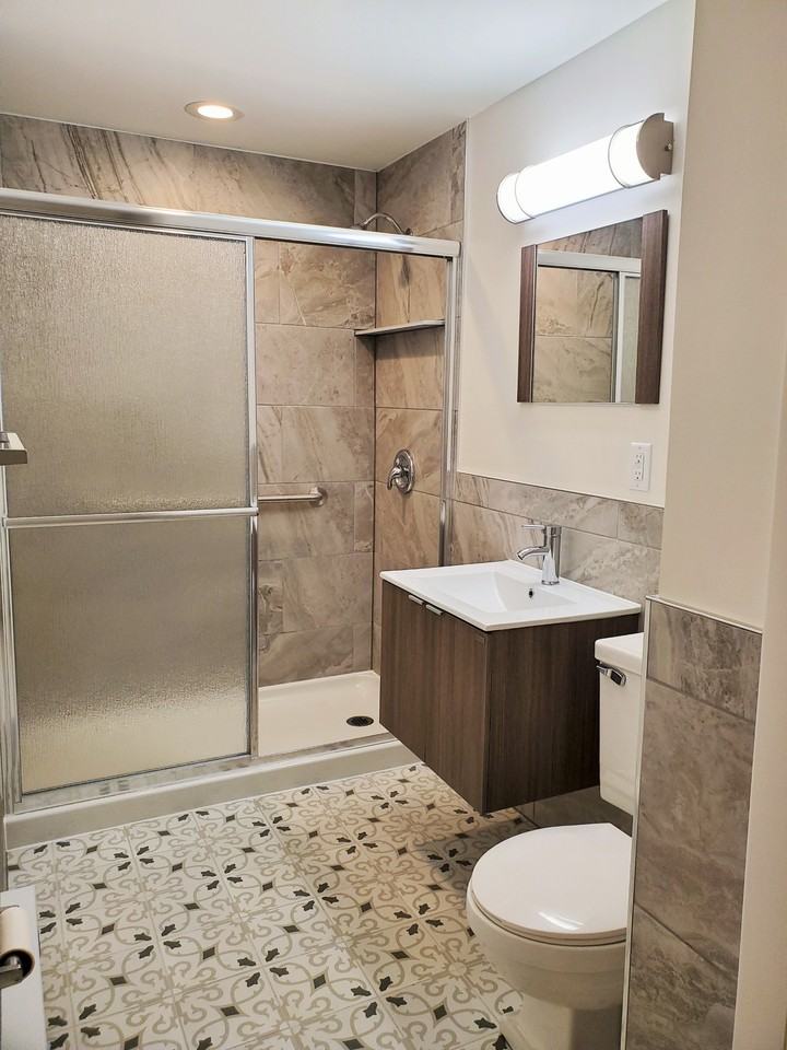 72 Leigh Ave #C - Photo 4 of 8