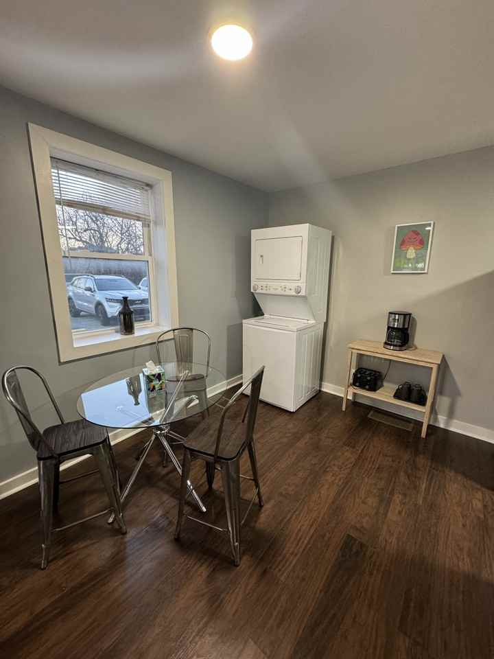 1238 S State Ave #1 - Photo 6 of 12