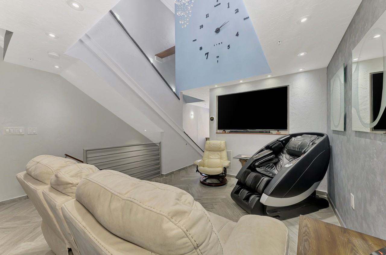 5551 Bentgrass Dr #103 - Photo 3 of 50