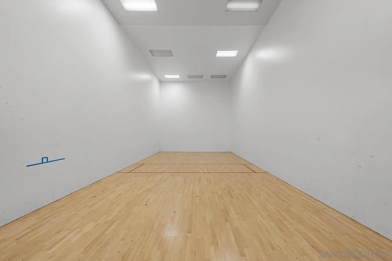 12015 Alta Carmel Ct #299 - Photo 6 of 32