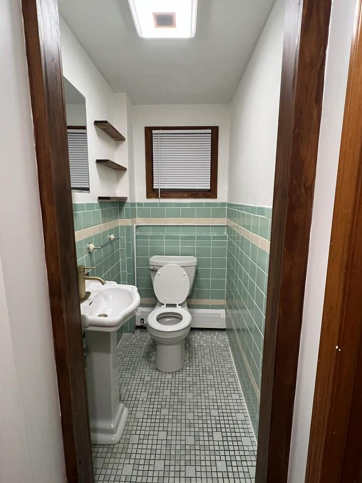 2 Shaker Rd #2 - Photo 5 of 12