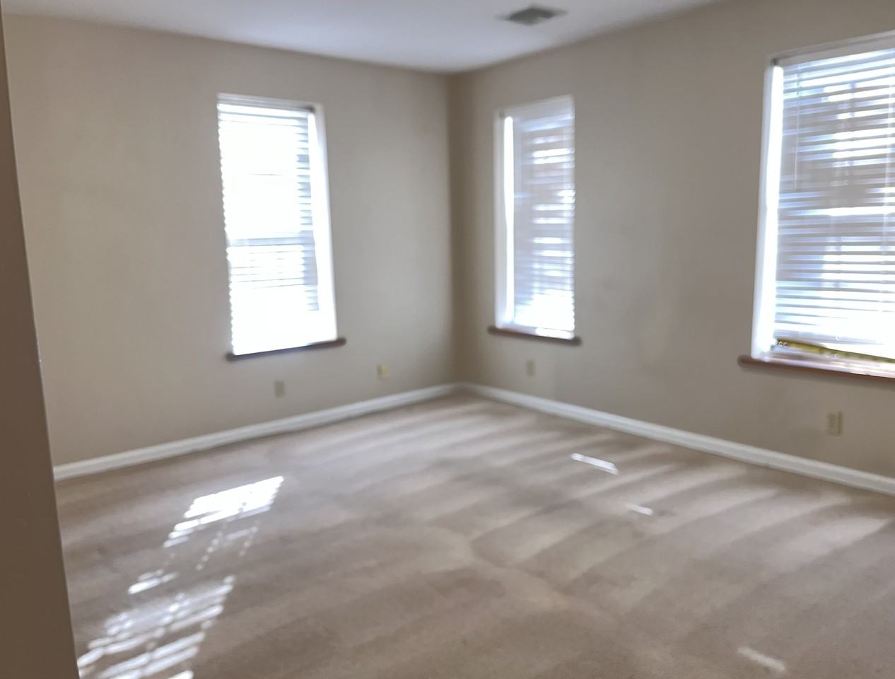 168 Main St #B - Photo 2 of 16